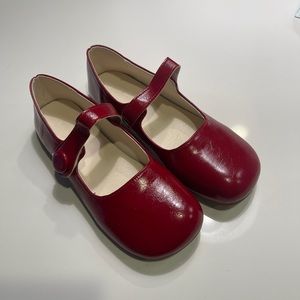 NWT - ❤️ JUST IN ❤️ Faux Leather Flats Loafers Size 8